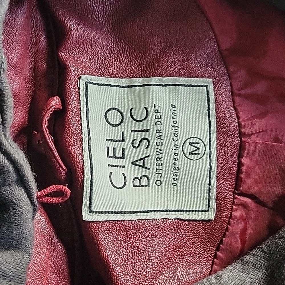 Cielo Basic Jacket - Picture 3 of 11